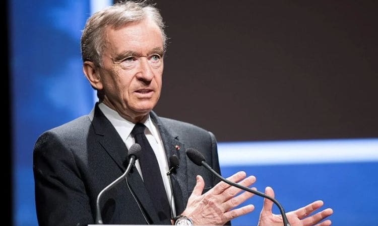 1. Bernard Arnault | Image: Conferência na École polytechnique de Bernard ArnaultJérémy Barande